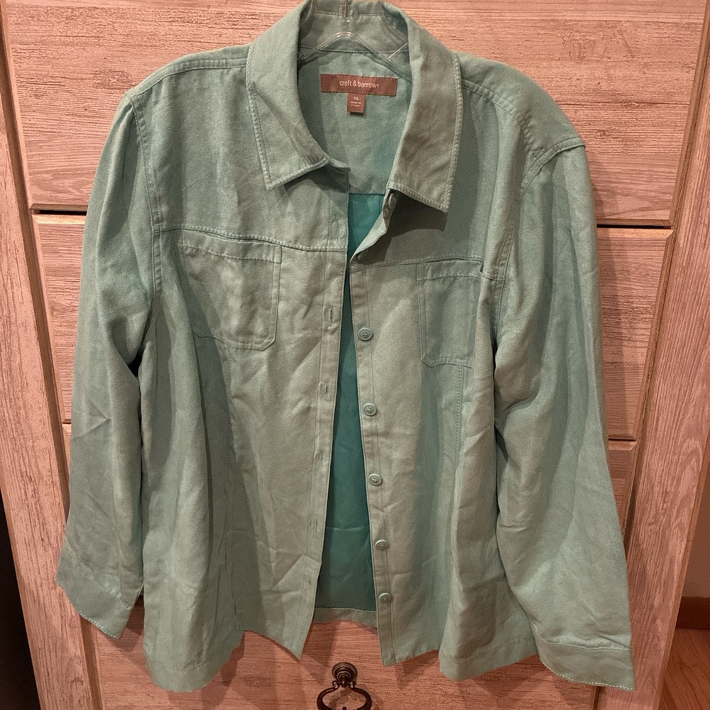 Croft & Barrow Green Casual Button Down Shirt